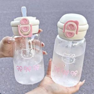 Bình nhựa trong suốt 550ml hoạ tiết dễ thương - ZIMORY